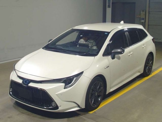 443 Toyota Corolla touring ZWE211W 2019 г. (TAA Yokohama)